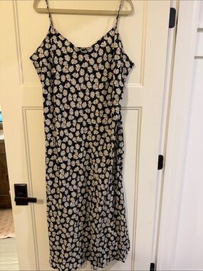GAP Black Midi Slip Dress with White Daisy Pattern